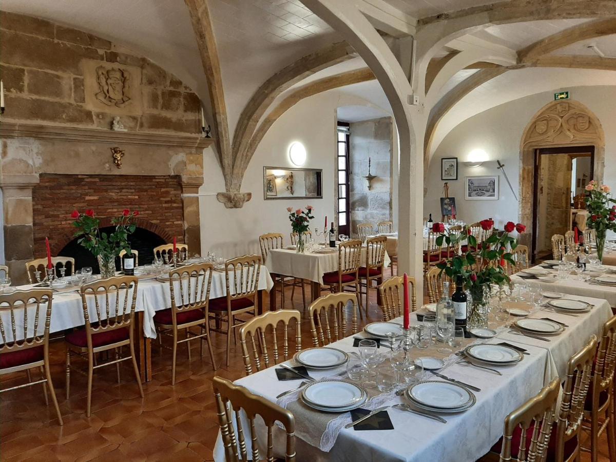 Chateau De Mornay Saint-Pierre-de-l'Isle 外观 照片
