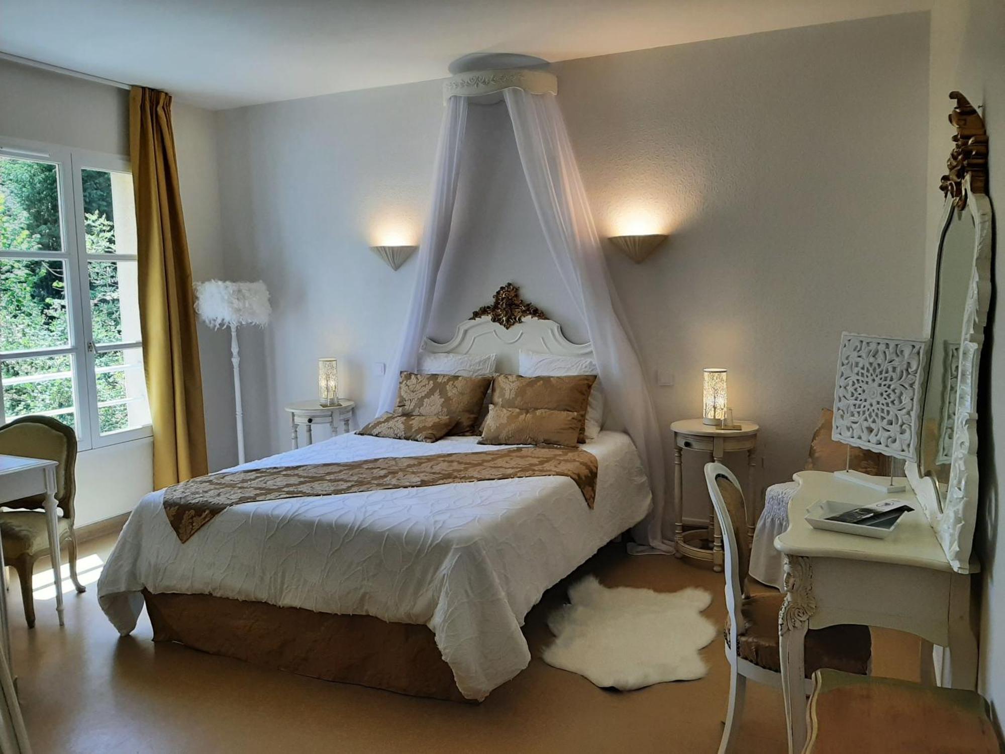 Chateau De Mornay Saint-Pierre-de-l'Isle 外观 照片